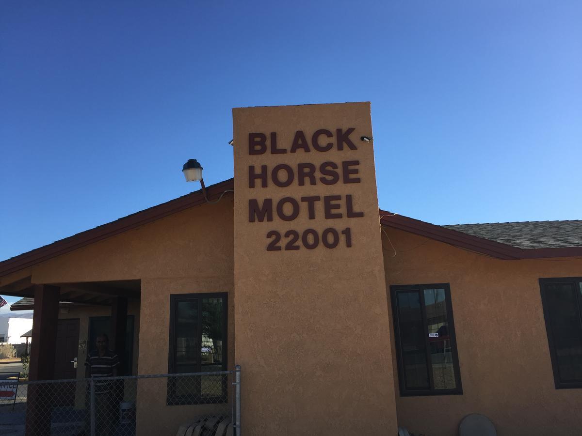 Black Horse Motel Apple Valley Εξωτερικό φωτογραφία